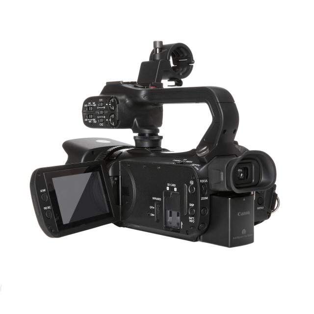 Canon Camcorder XA45 Set